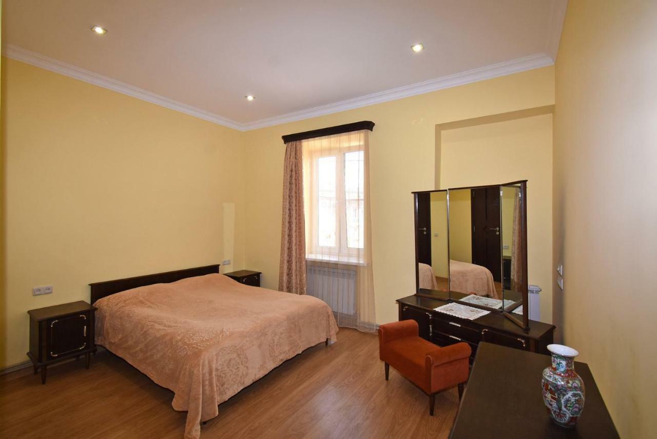 Guest House Arsan ซากาดซอร์ ภายนอก รูปภาพ