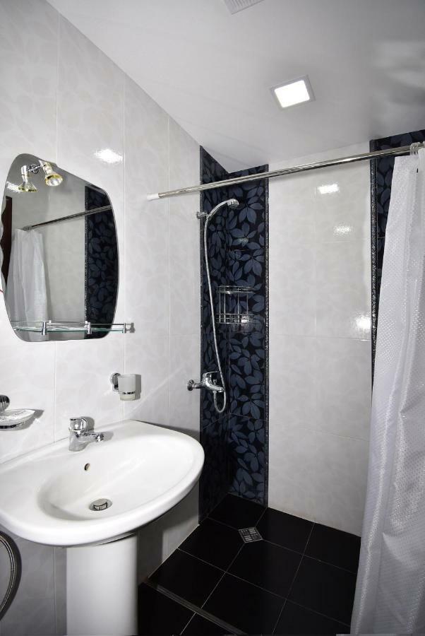 Guest House Arsan ซากาดซอร์ ภายนอก รูปภาพ