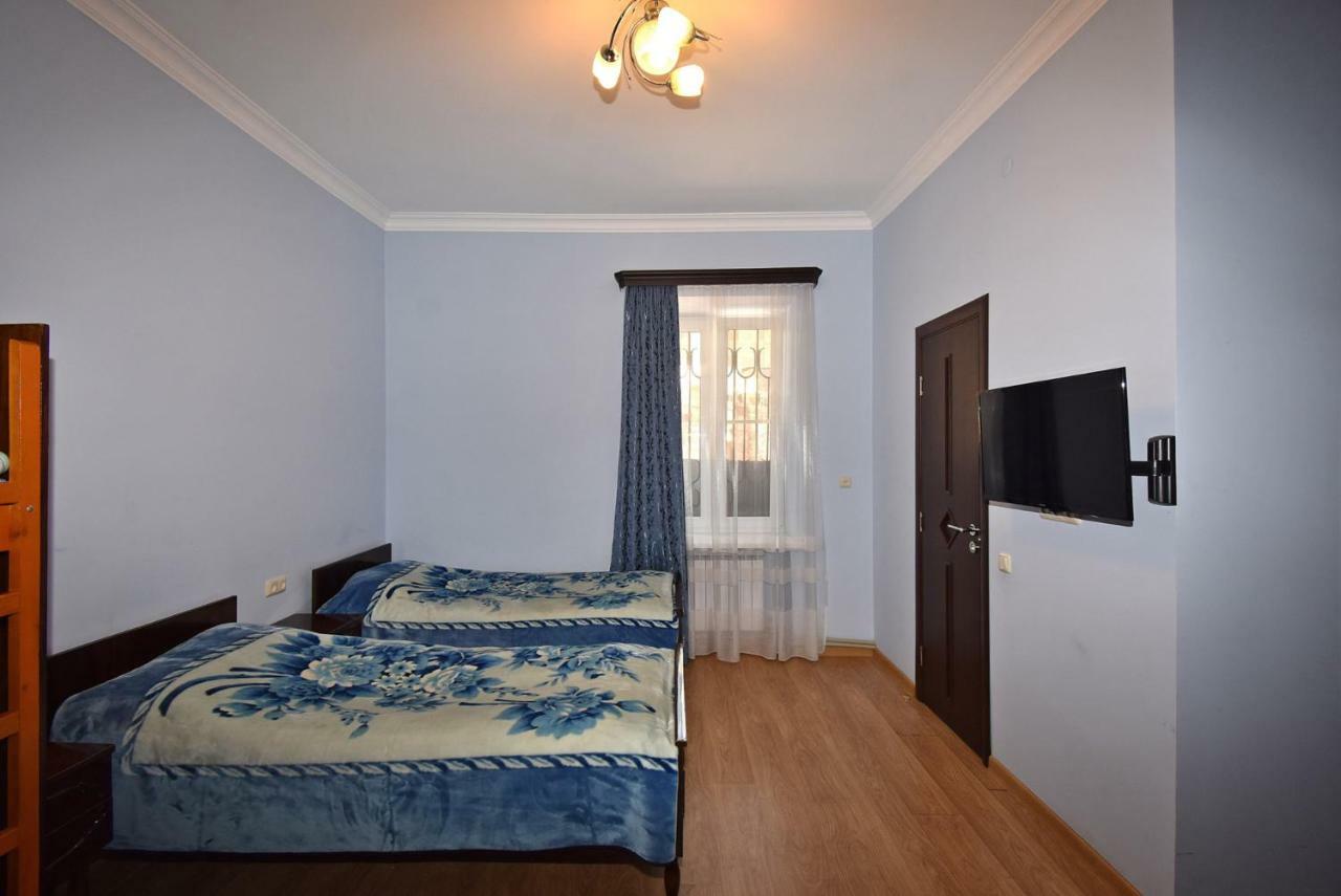 Guest House Arsan ซากาดซอร์ ภายนอก รูปภาพ