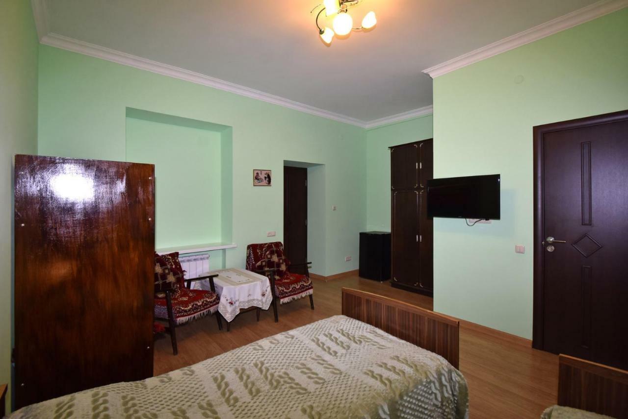 Guest House Arsan ซากาดซอร์ ภายนอก รูปภาพ